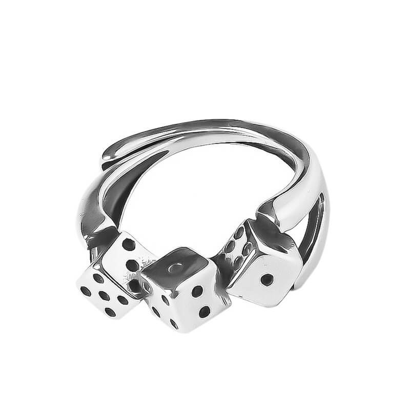 skull-ring-games-of-dice-viiona