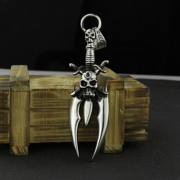 Large Three Blade Dagger With Skulls Pendant