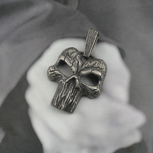 Ancient Viking Skull Pendant - Necklace (711)