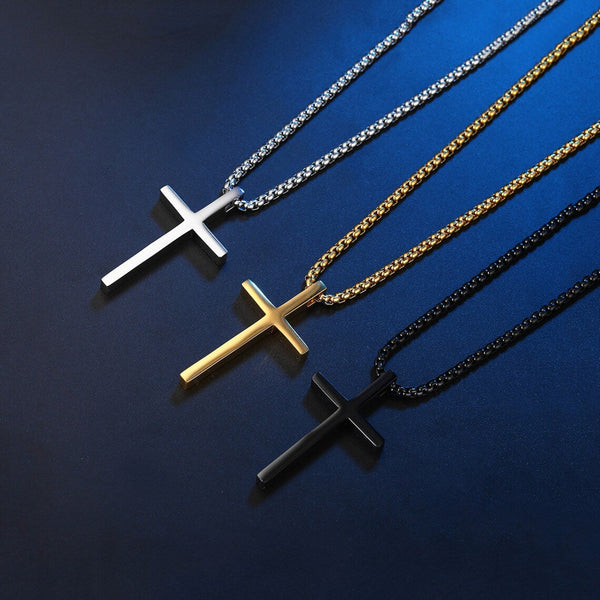 Collier croix minimaliste en acier titane