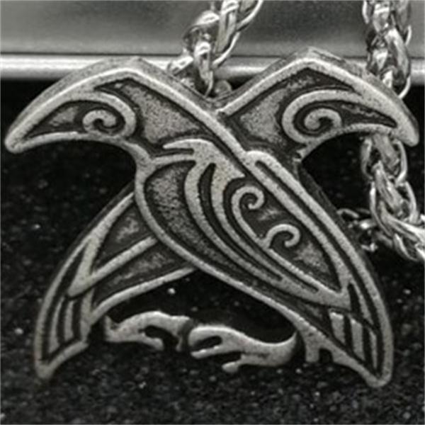 Halskette mit keltischem Raben-Anhänger im Wikinger-Stil