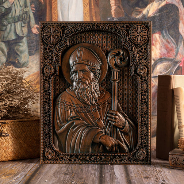 Viiona Heiliger Patrick aus Holz geschnitzte Ikone, religiöses Geschenk, Wandbehang, Kunstwerk