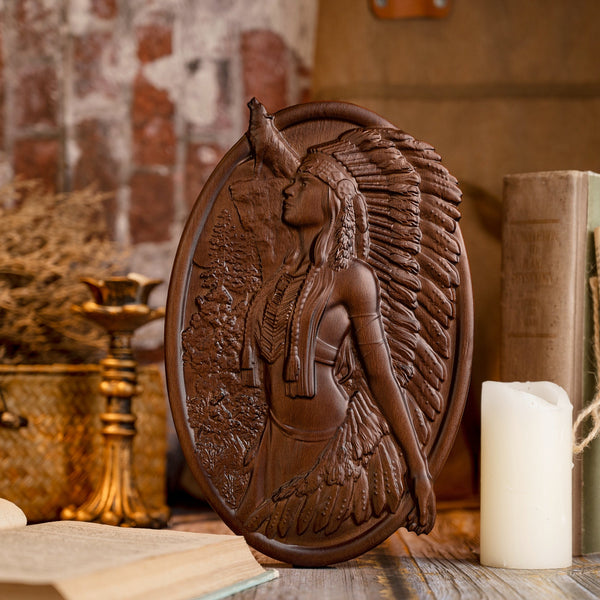 Indianerfrau und Wolf Holzschnitzerei Dekor – Gravur auf Naturholz