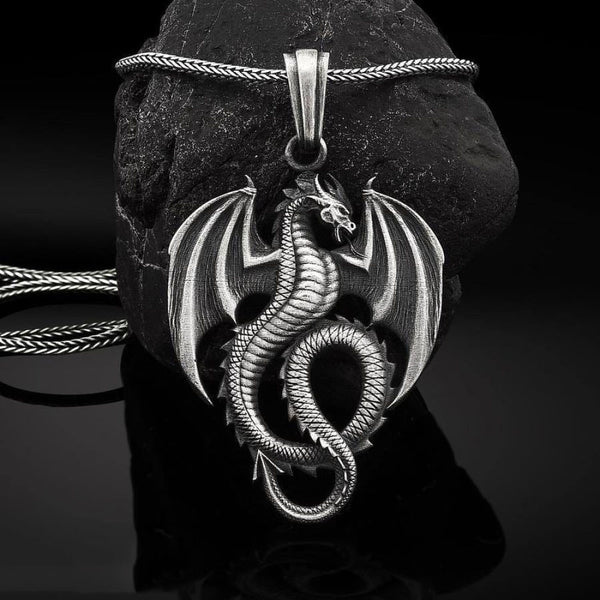Handgefertigte Halskette mit geflügeltem Drachen aus reinem Zinn