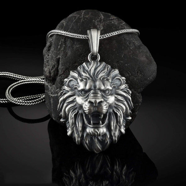 Brüllender Löwe-Halskette aus reinem Zinn
