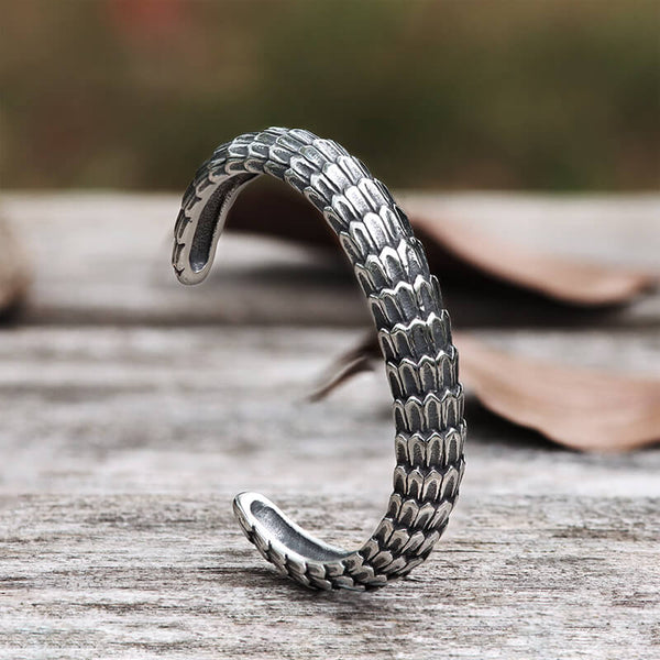 Bracelet manchette en acier inoxydable torsadé à écailles de dragon