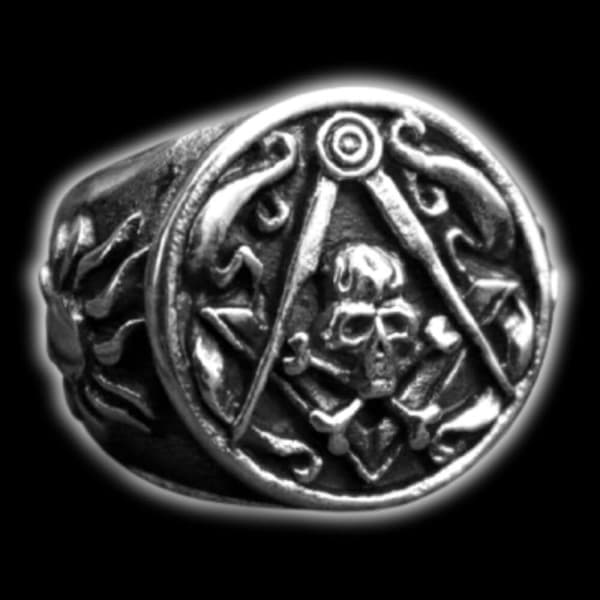 Masonic Ring with skull