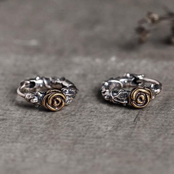 Boucles d'oreilles créoles en argent sterling avec rose et épines en métal
