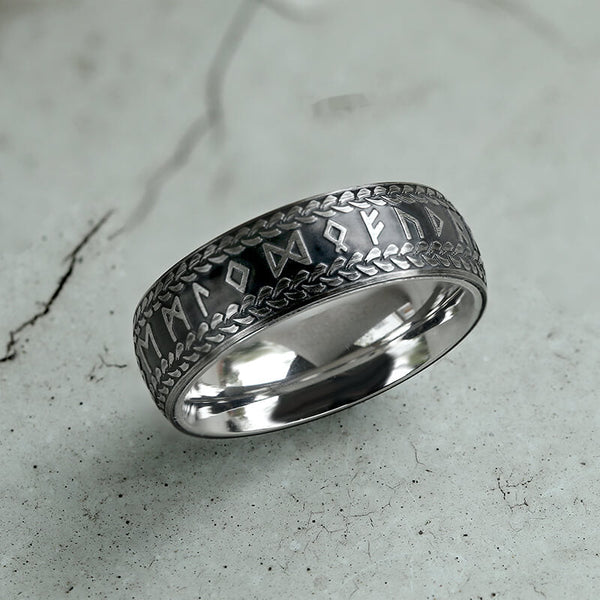 Wikinger-Ring aus Edelstahl mit geflochtenem Runenmuster