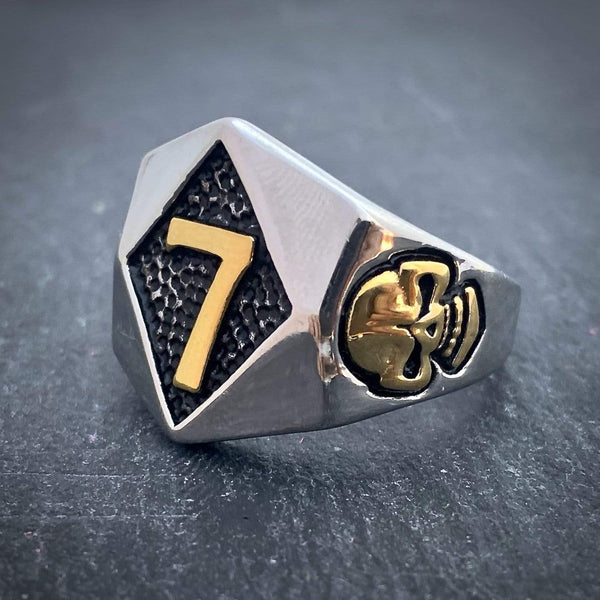 Ring 7 - Black & Gold - Sizes 7-14 - R152