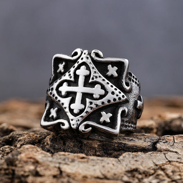 Medieval Crusader's Ring - Sizes 7-12 - R53