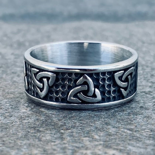 Sanity's Band Collection - Viking Triknot Ring - Silver - Sizes 6-10 - R213