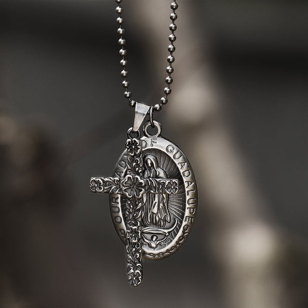 Collier pendentif en acier inoxydable avec croix de la Vierge Marie