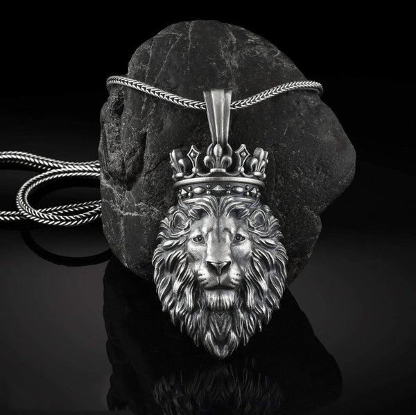 Halskette mit Relief des König der Löwen aus reinem Zinn